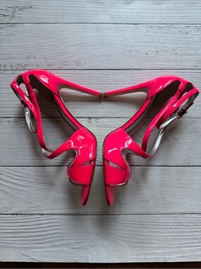 Ivanka Trump Hot Pink Strappy Open-Toe Heels 8 Patent Stiletto Barbiecore Neon